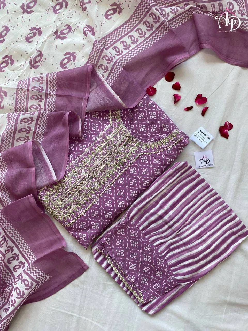 Beutiful Winter Pastel Colored Handblock Printed Kurti Pant Set 