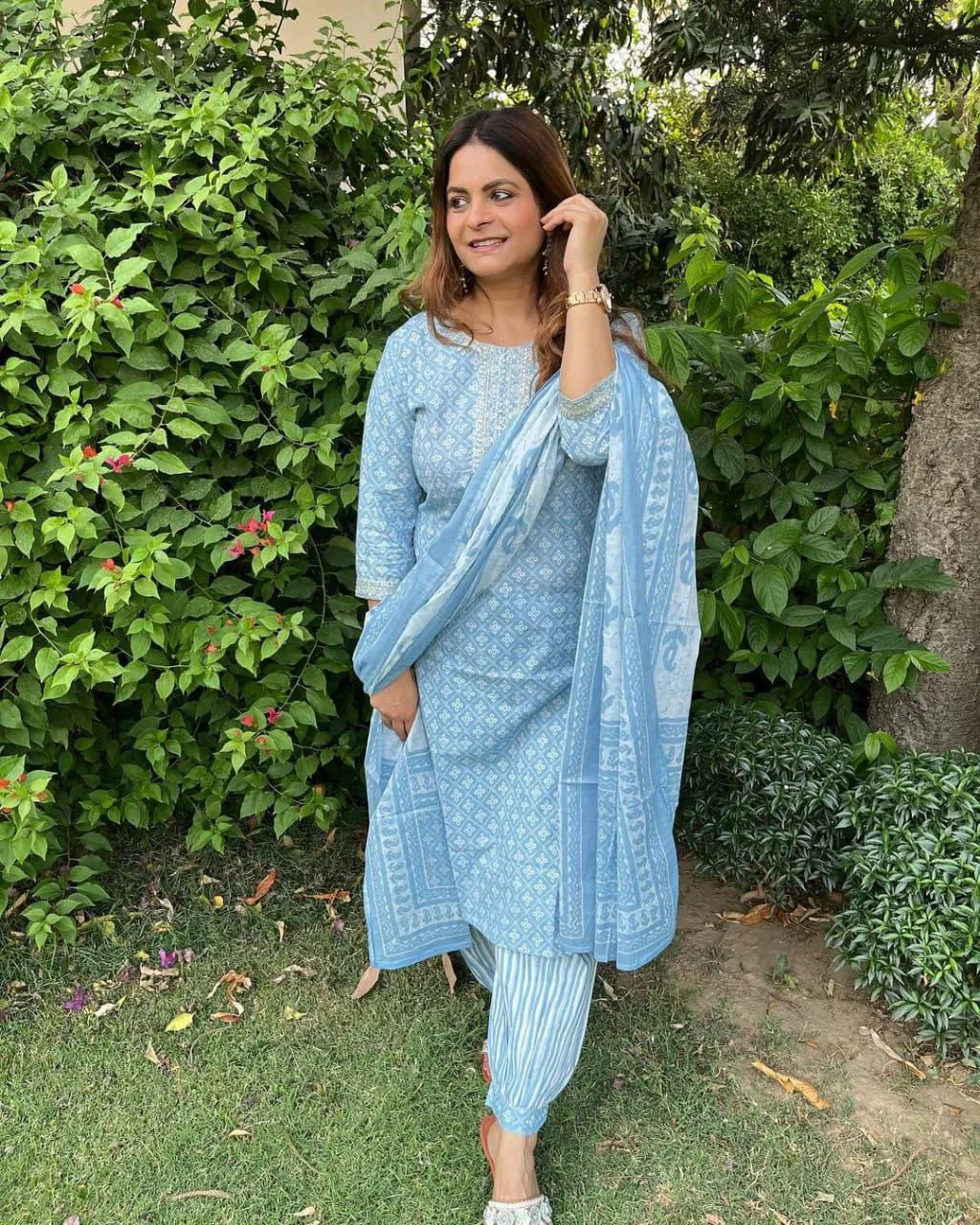 Beutiful Winter Pastel Colored Handblock Printed Kurti Pant Set 