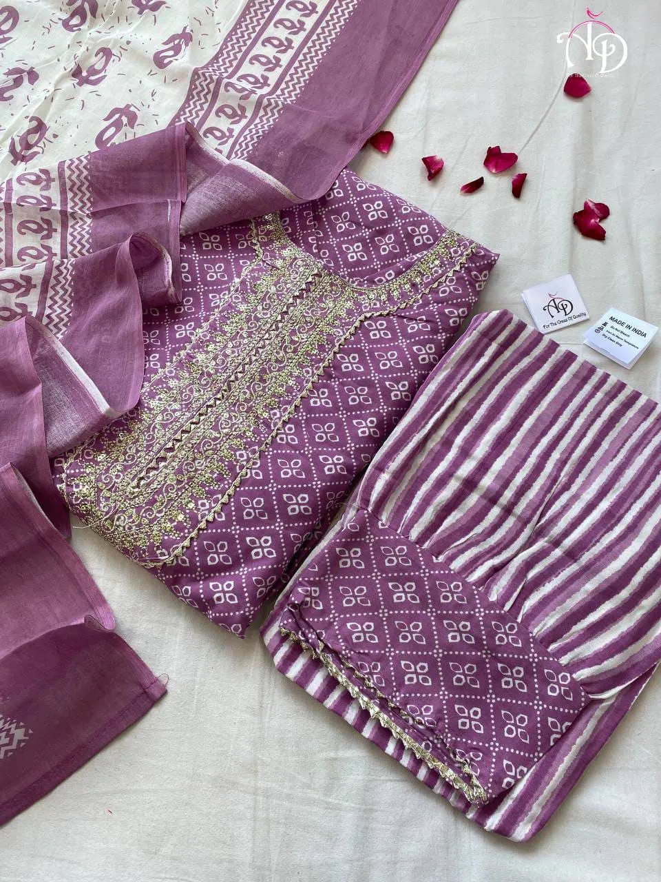 Beutiful Winter Pastel Colored Handblock Printed Kurti Pant Set 