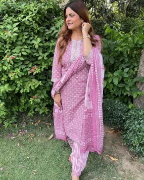 Beutiful Winter Pastel Colored Handblock Printed Kurti Pant Set 