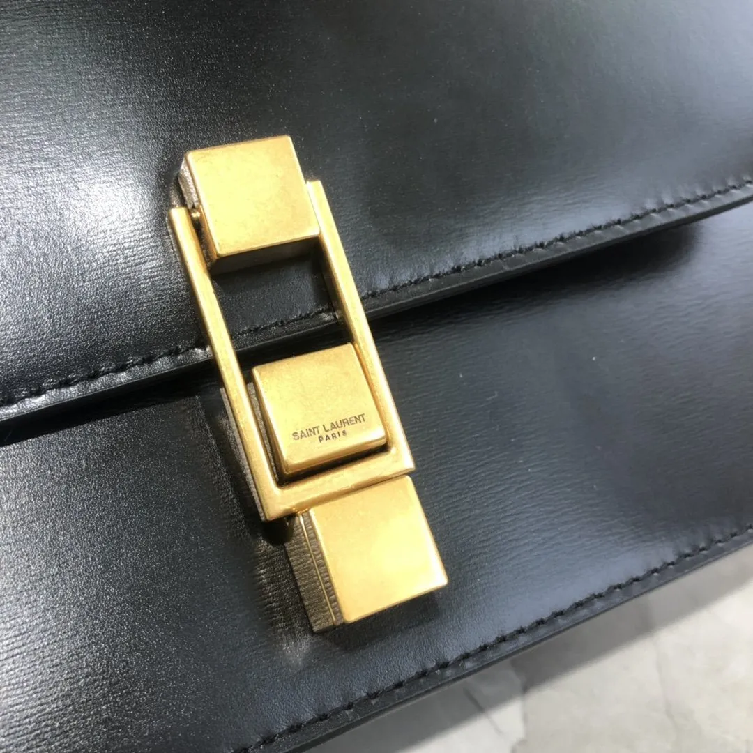 CARRE SATCHEL