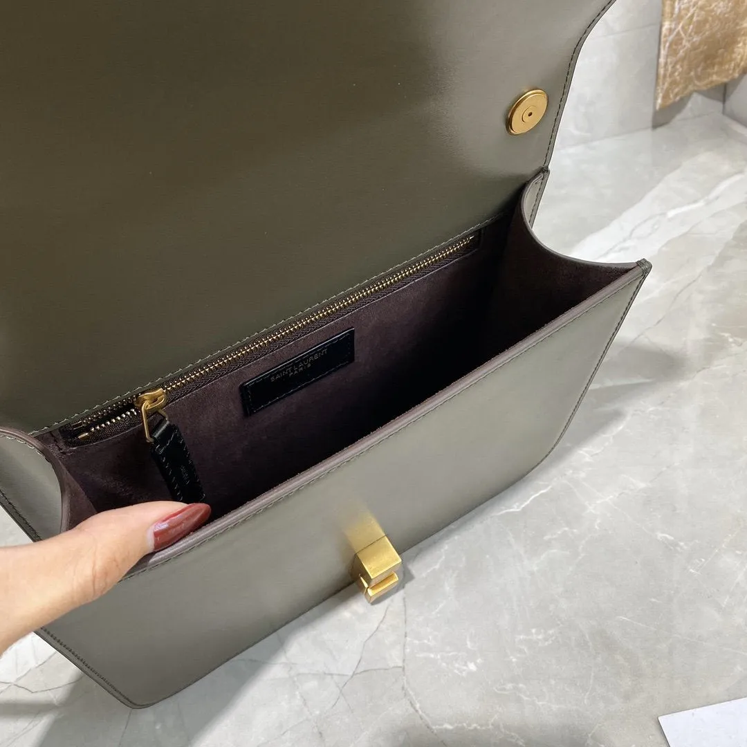 CARRE SATCHEL