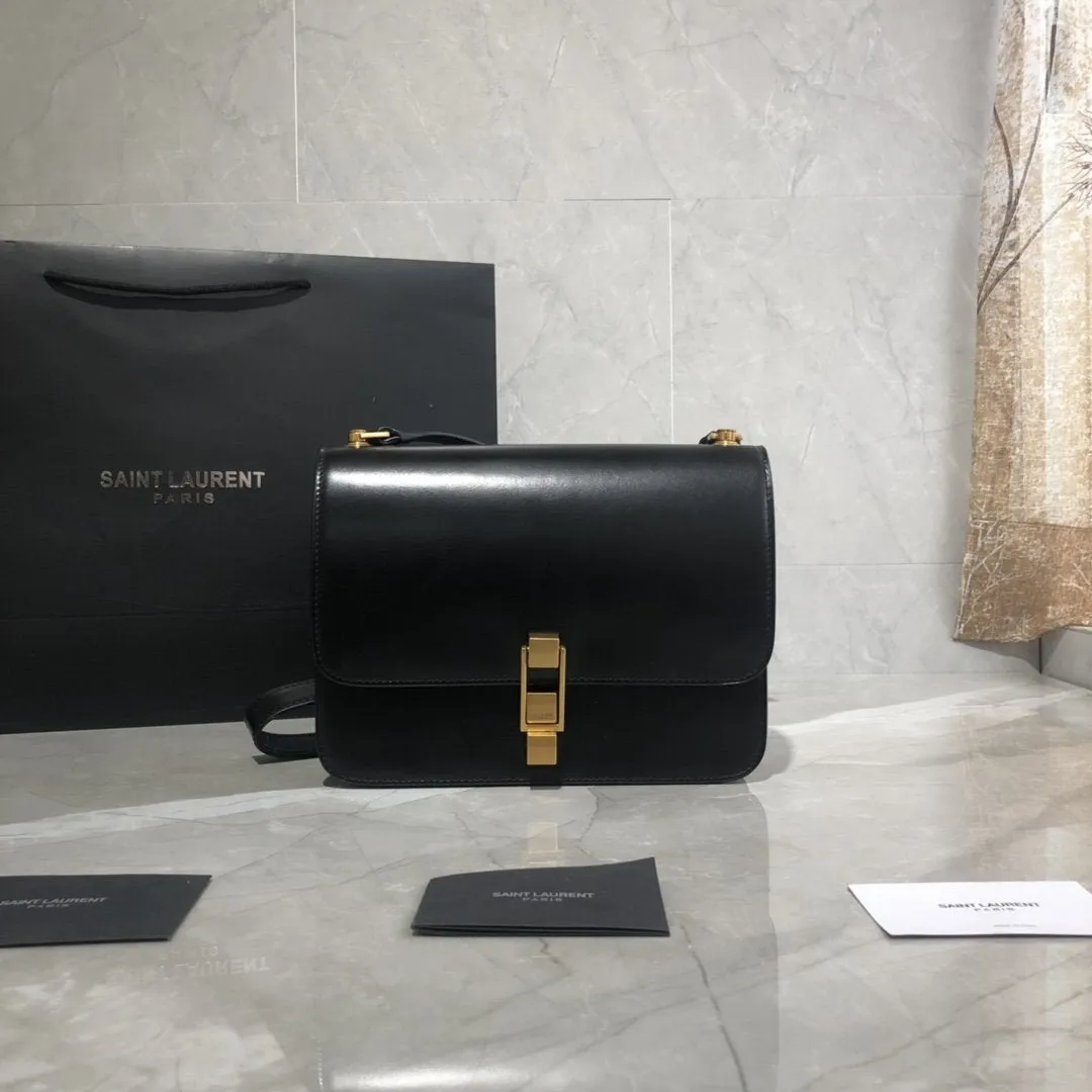 CARRE SATCHEL