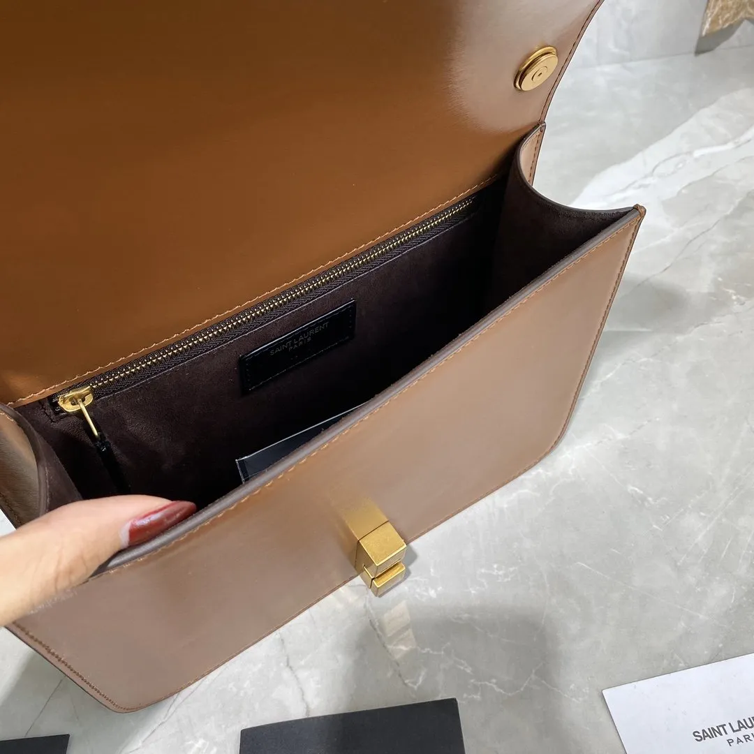 CARRE SATCHEL