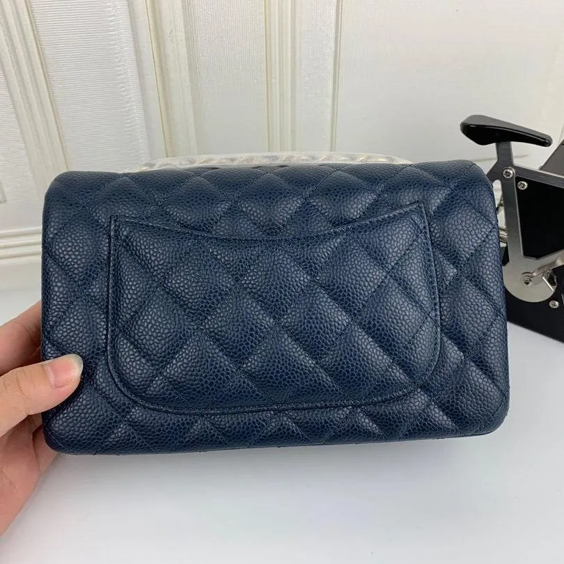 CC Flap Bag X Caviar Small 20cm