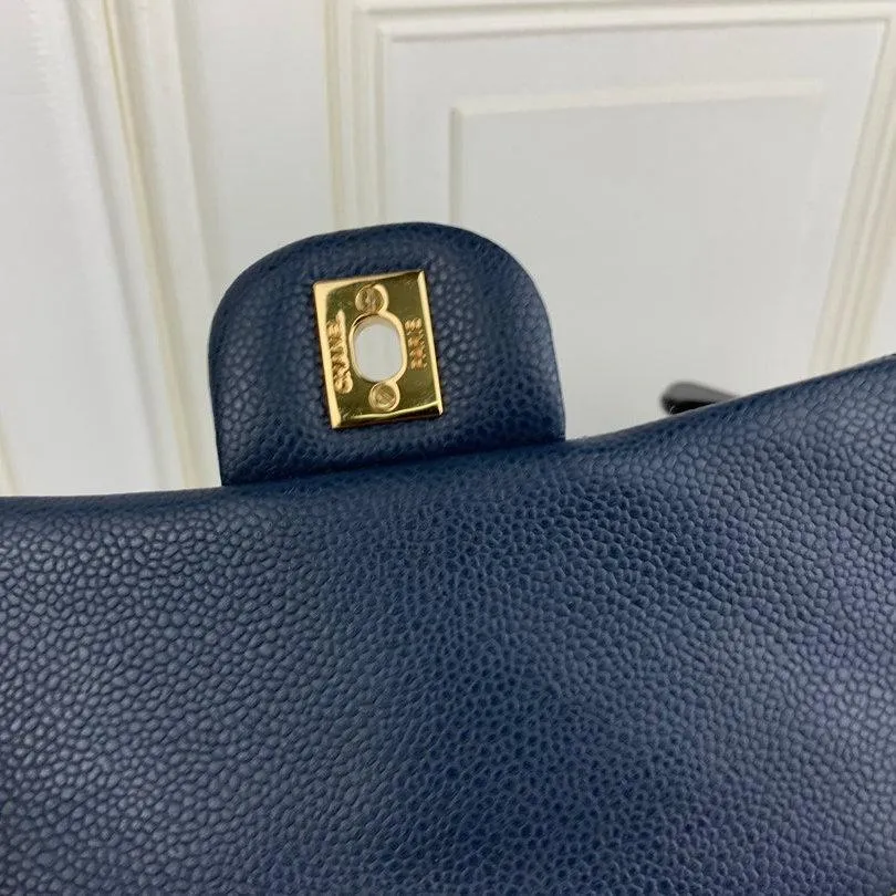 CC Flap Bag X Caviar Small 20cm