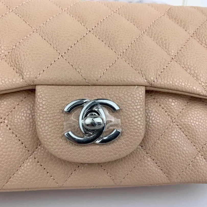 CC Flap Bag X Caviar Small 20cm