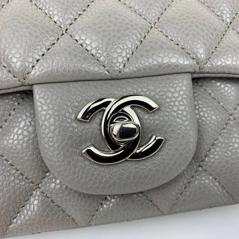 CC Flap Bag X Caviar Small 20cm