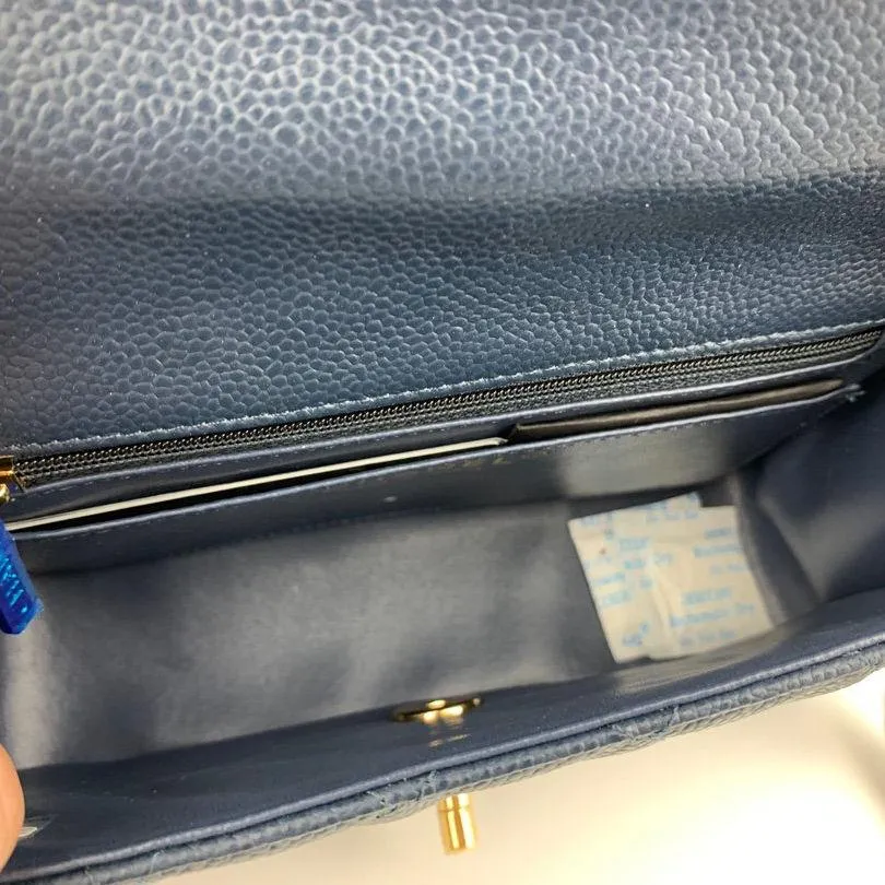 CC Flap Bag X Caviar Small 20cm