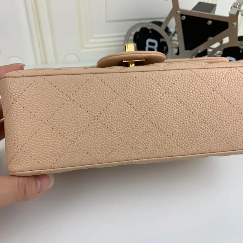 CC Flap Bag X Caviar Small 20cm