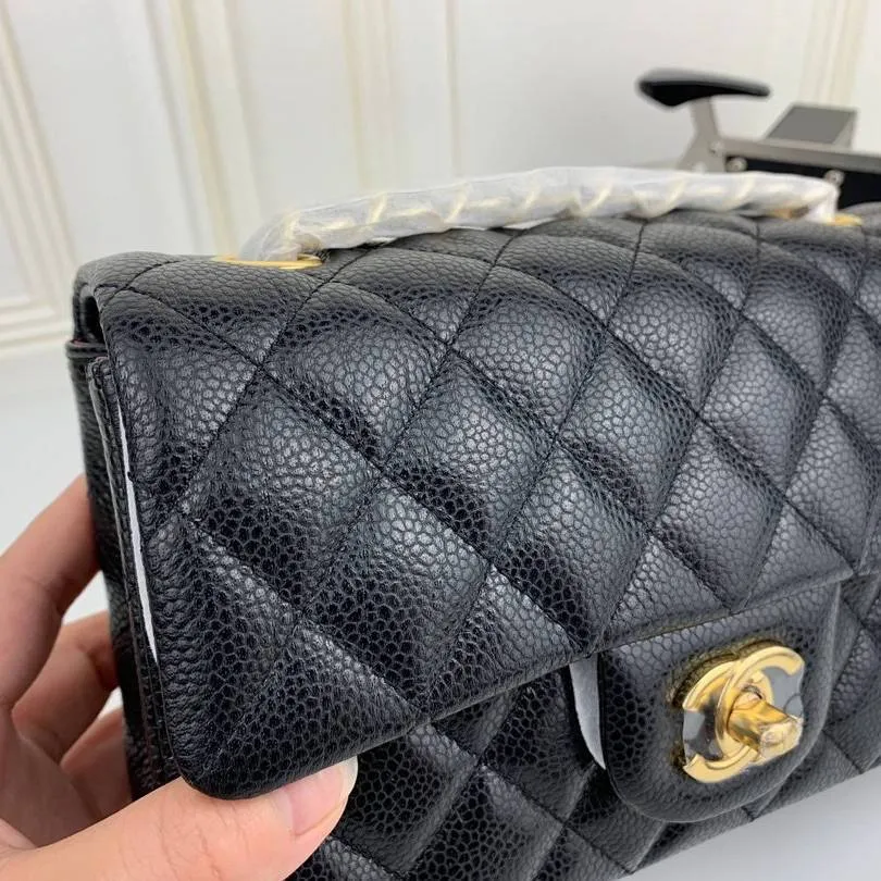 CC Flap Bag X Caviar Small 20cm
