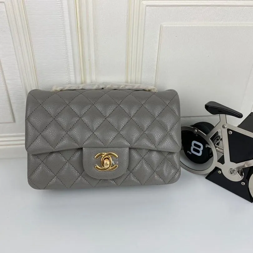 CC Flap Bag X Caviar Small 20cm