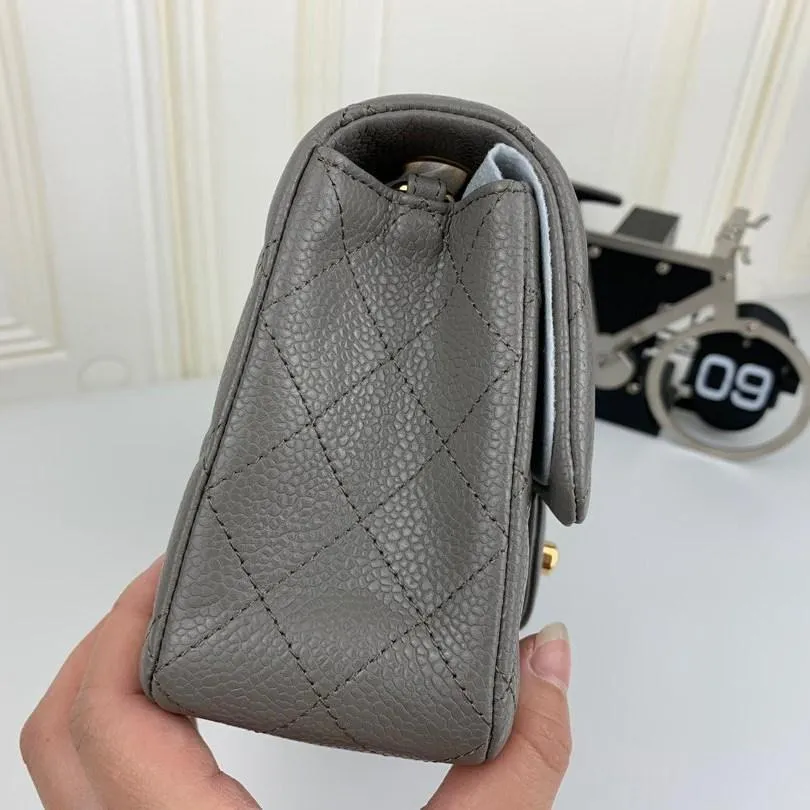 CC Flap Bag X Caviar Small 20cm
