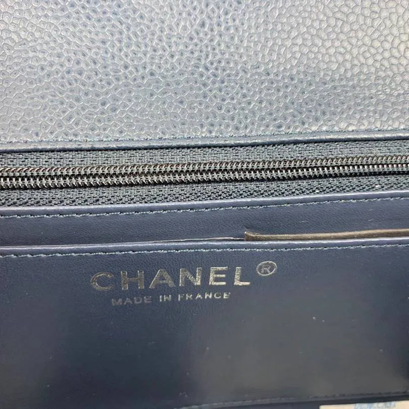 CC Flap Bag X Caviar Small 20cm