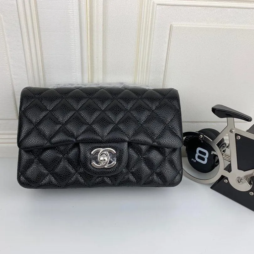 CC Flap Bag X Caviar Small 20cm