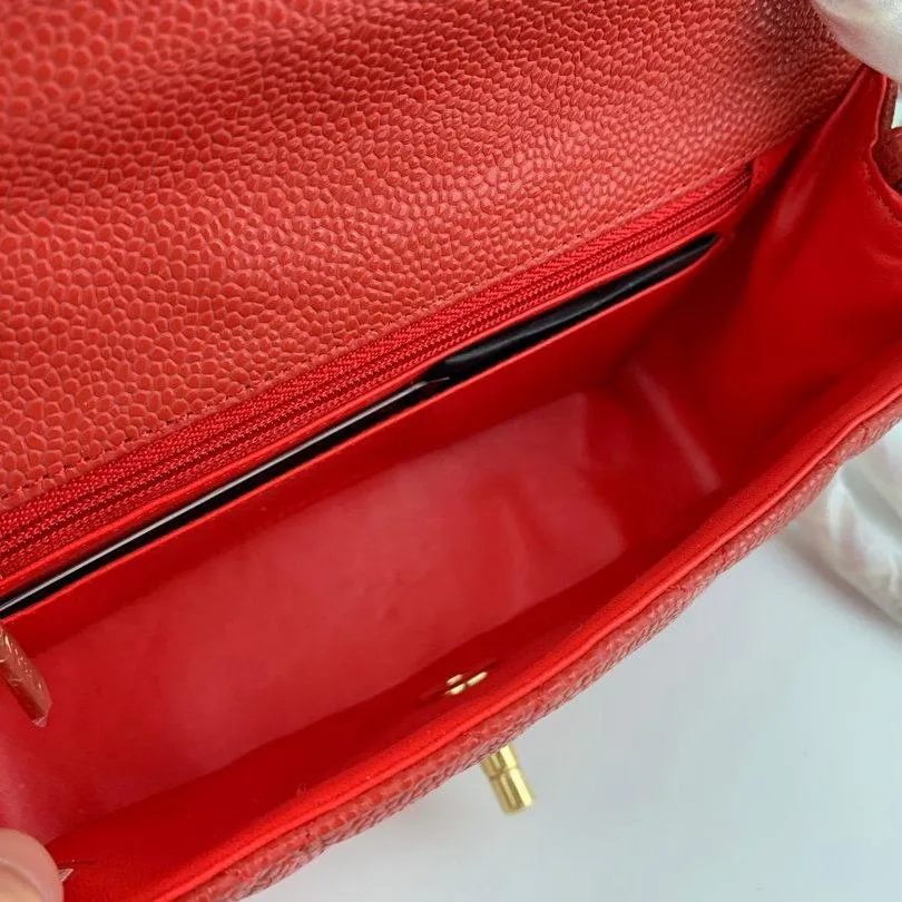 CC Flap Bag X Caviar Small 20cm