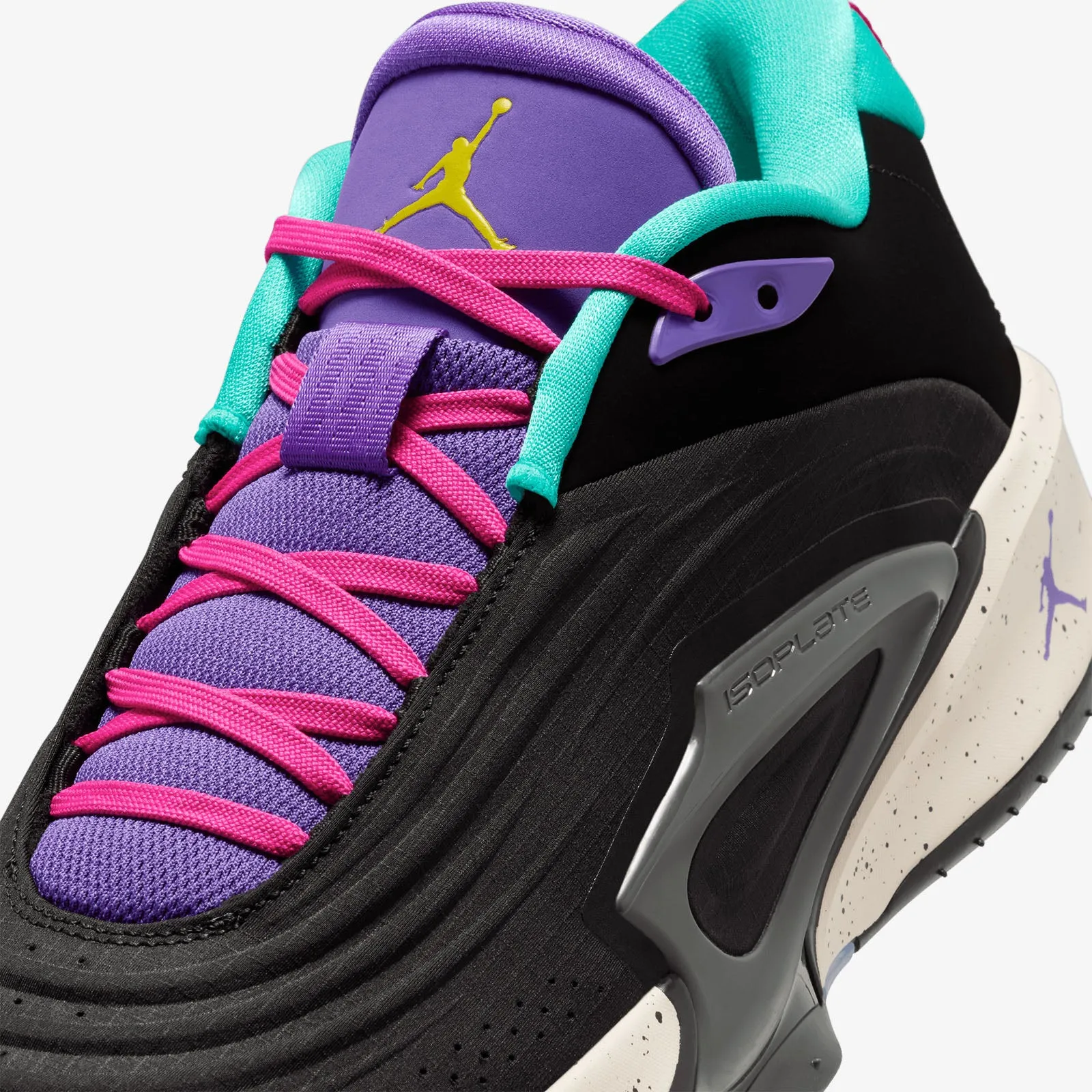 Luka 3 - Black/Hyper Grape/Hyper Jade/Pink Prime
