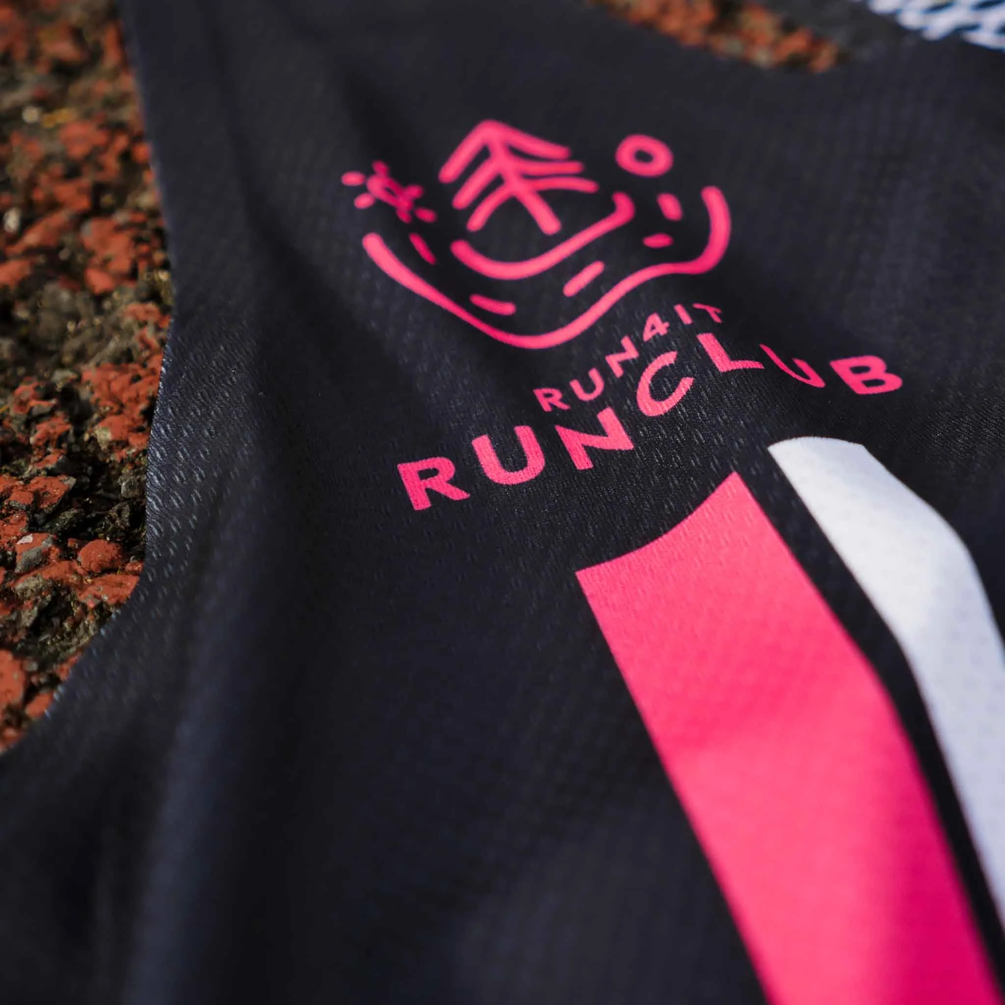 Pressio | Run4It Run Club Women's Elite Singlet